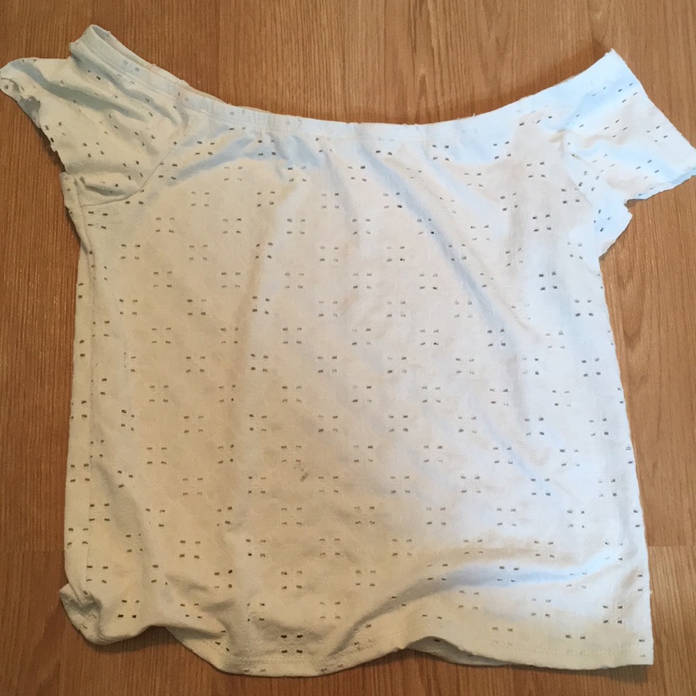 Bandy meliville off the shoulder top